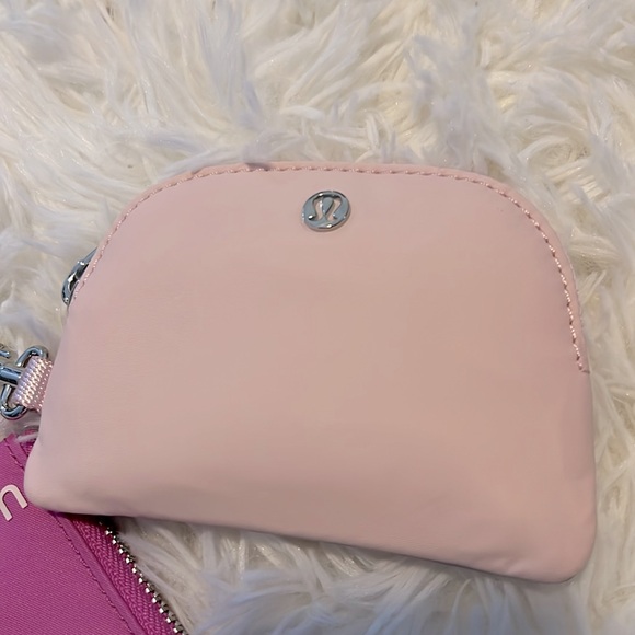 Lululemon Dual Pouch Wristlet Color POW Pink Tone / Flush Pink NWT - Picture 6 of 8